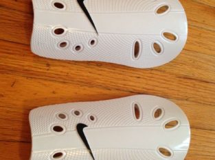 Nike Shin Pads (Size Large) as good as new