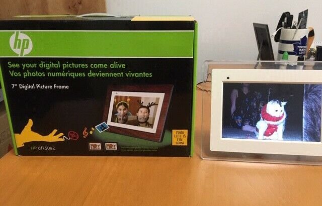 HP Digital Picture Frame, mouse & keyboard, PC cables.