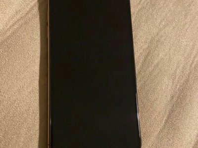 iPhone XS 64gb gold with all new accessories
