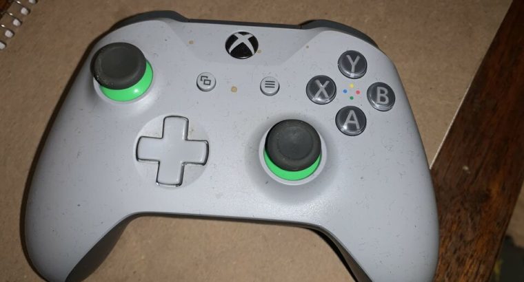 Xbox controler new condition
