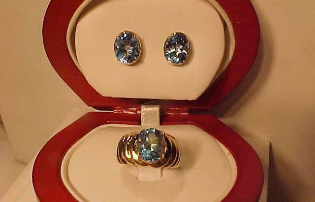 #3362-AQUA MARINE COLORED BLUE TOPAZ RING/EAR RING SET-Generous size stones-FREE SHIPPING & LAYAWAY-CANADA ONLY-$695.00