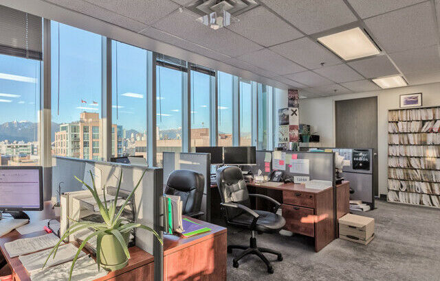 ►►Spacious Office Unit For Sale with Beautiful Views◄◄