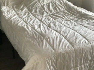 Selling my Queen Size Bed BARELY USED, very comfy!