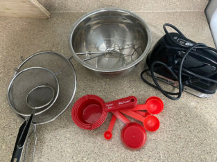 Kitchen Utensils- OFFERS ARE ACCEPTED