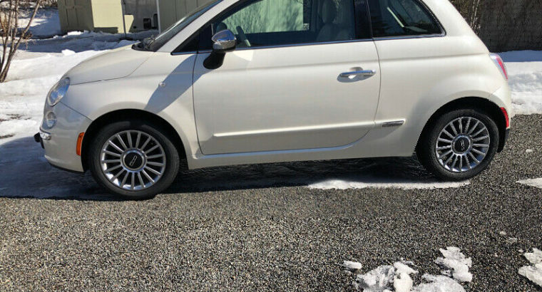 2012 Fiat 500 Lounge Edition ( Ready to Tow)