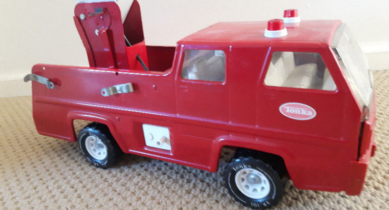 Tonka Snorkel Pumper Fire Truck 1970 # 2950 Pressed Steel 17 1/2