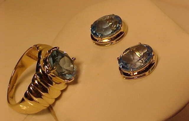 #3362-AQUA MARINE COLORED BLUE TOPAZ RING/EAR RING SET-Generous size stones-FREE SHIPPING & LAYAWAY-CANADA ONLY-$695.00