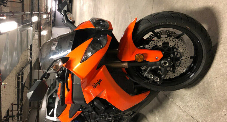 Mint Stock ZX10R Orange & Black Motorcycle