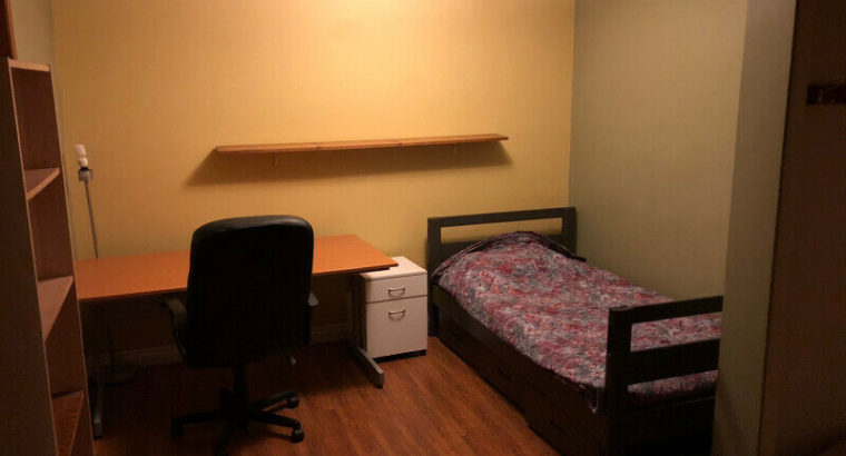 Private furnished Room for rent , near Fort Langley
