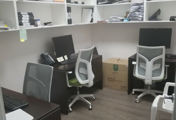 OFFICE FOR RENT ($700)
