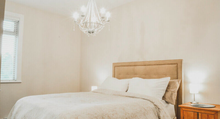 Furnished 2 Bedroom Apartment Condo Tsawwassen-Short/Long Term