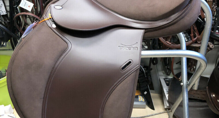 New 18in Tekna All Purpose English Saddle