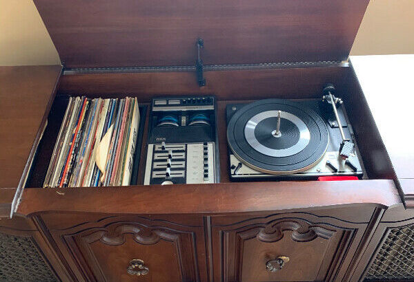 Antique 70’s Record Player