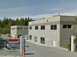 Small affordable M-2 warehouses for sale NE Maple Ridge