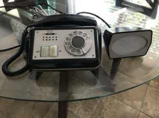 Old rotary dial 880 spearer phone