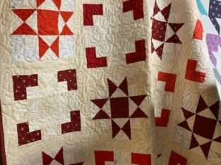 We finish your quilts fast (Longarm Quilting Services)