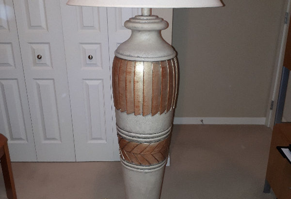 Antique / Egyptian looking Floor Lamp