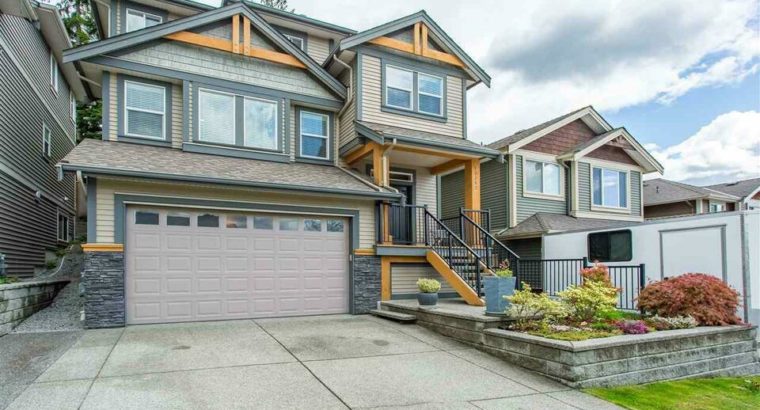 13382 236 STREET Maple Ridge, British Columbia