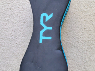 TYR pull buoy