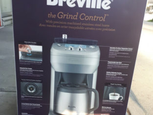 **BRAND NEW** BREVILLE – The ground control coffee maker.