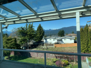 BEAUTIFUL MASTER BEDROOM, 7MINS FROM SFU AVAILABLE FROM JUNE 1st