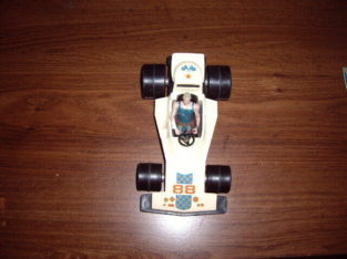 FISHER PRICE VINTAGE RACE CAR /DRIVER 1974