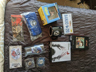 Assorted collectables