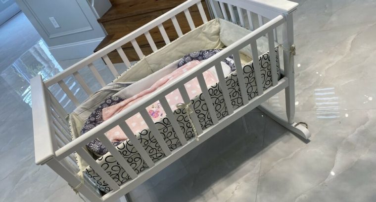 Baby crib