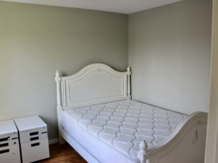 Convenient and furnished room for rent