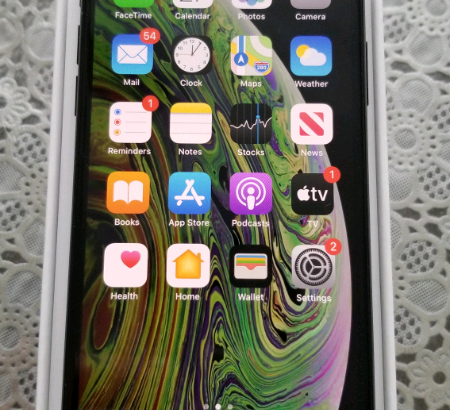 Brand new iphone XS – warranty- unlocked