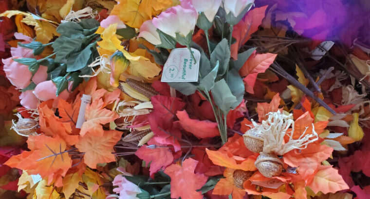 ASSORTED SILK FLOWERS