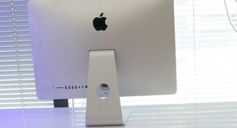 21.5” iMac From 2013 / 1TB Drive / 8GB RAM / WORKS PERFECT