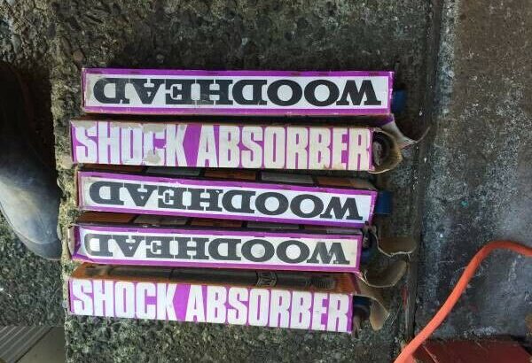 5 nos Woodhead shock absorbers