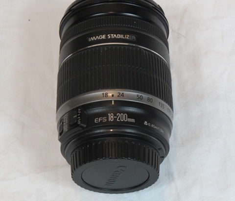 Like New – Canon Zoom Lens EF-S for Sale