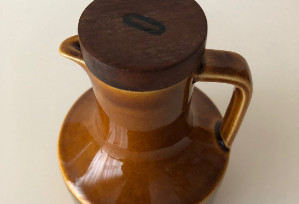 Hornsea England Bottle Pitcher RARE Teak stopper Bronte Pattern