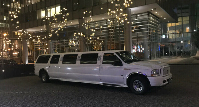 SUV Stretch Limousine and Lincoln Town Car Service