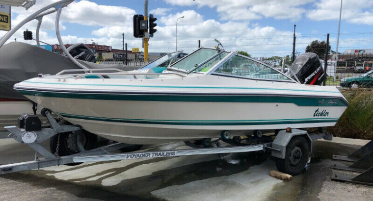 Enjoy the sun! Affordable boat rentals in Vancouver