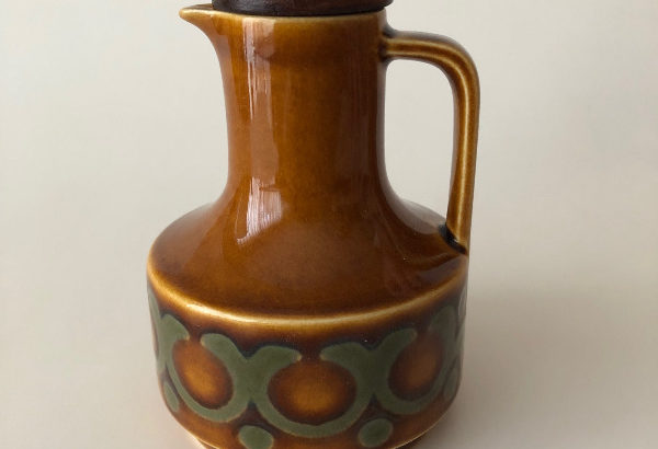 Hornsea England Bottle Pitcher RARE Teak stopper Bronte Pattern