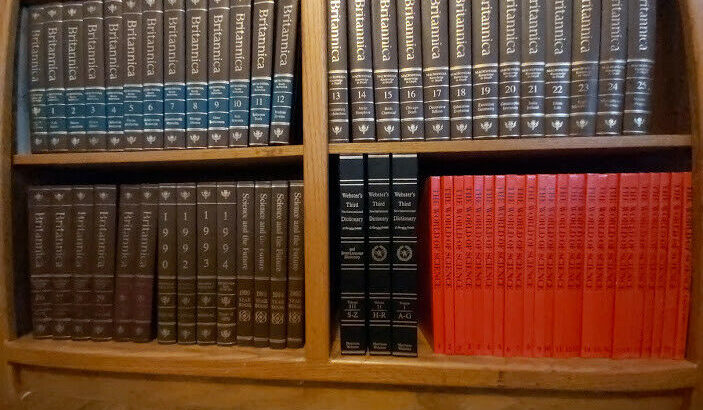 Britannica Encyclopedia 15th Edition FULL SET (reduced price)