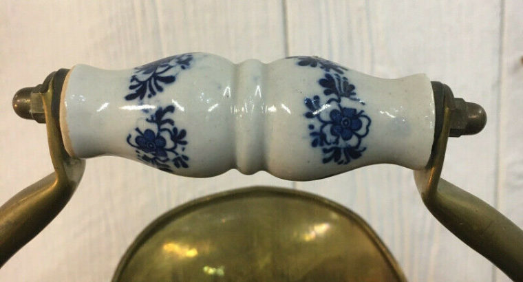 VINTAGE UMBRELLA STAND HOLDER BRASS LION HEAD PORCELAIN HANDLES