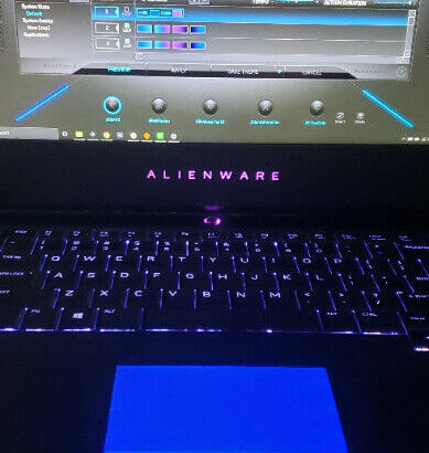 Alienware 15 R3-i7 7820HK(3.8 GHz with Turbo)-GTX 1070-500GB SSD