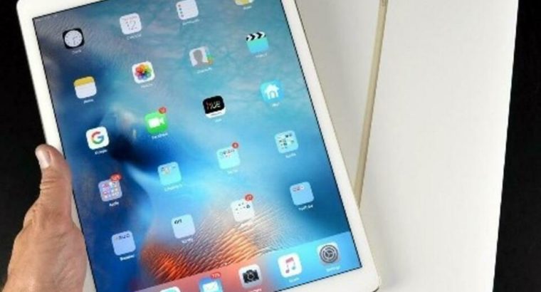 Ipad Air 2 128 GB – Gold Mint Condition @MAAS_COMPUTERS