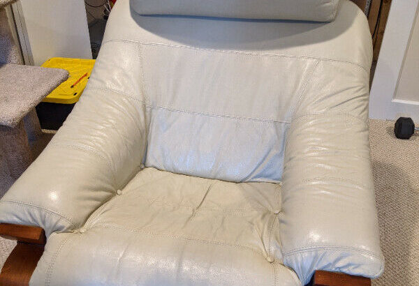White Leather Loveseat & Chair (together or separate)