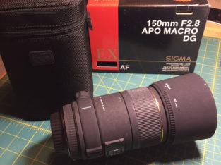 Sigma 150mm f/2.8 AF APO Macro DG Lens (Canon Mount)