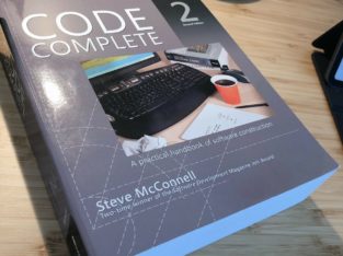 Code Complete Second Edition (Almost new)