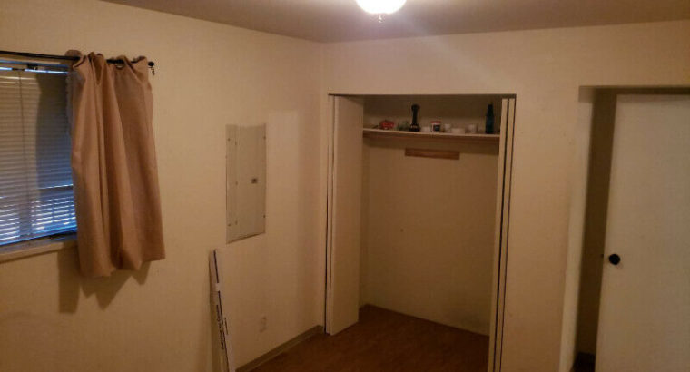 Large 2 BR near Phibbs Exchange available June 1