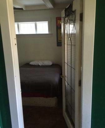 Room For Rent Available Now