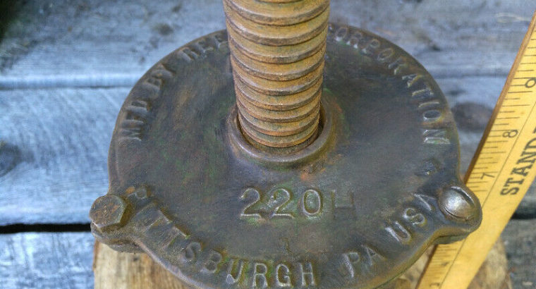 Antique Rare Rees Manufacturing Co 220 Operating Jack with Seria