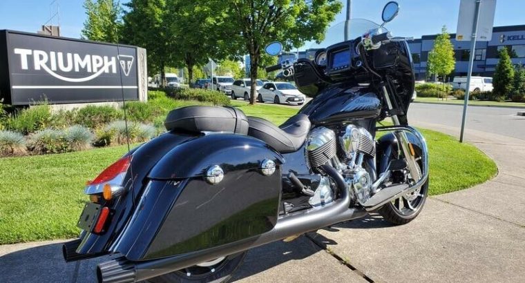 2017 Indian Motorcycle Chieftain Limited Thunder Black