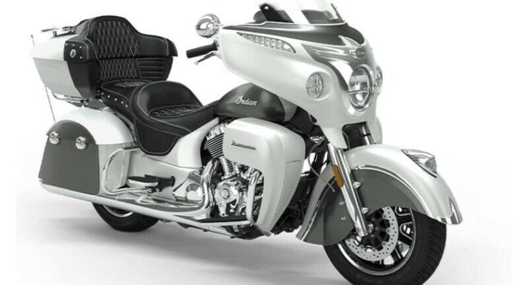 2020 Indian Motorcycle Roadmaster Pearl White/Titanium Metallic